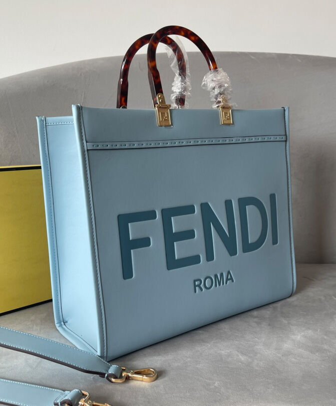 Fendi Sunshine Medium Light Blue - Image 3
