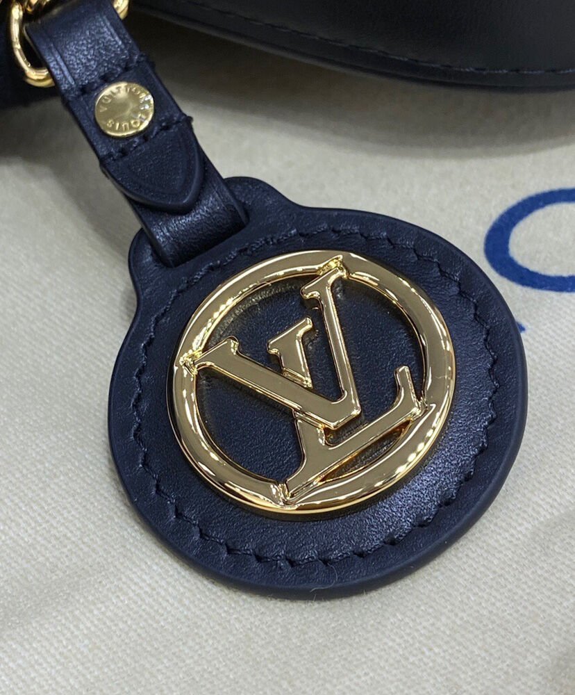 Louis Vuitton Swing Bag - Image 7