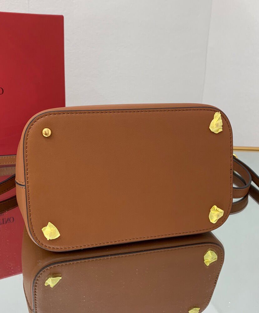 Valentino Garavani Supervee handbag Coffee - Image 6