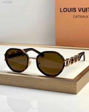 Louis Vuitton Women's Sunglasses Z4062U