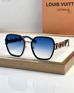 Louis Vuitton Women's Sunglasses Z4063E