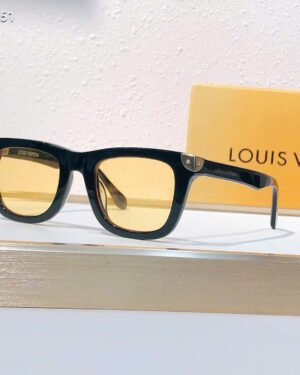 Louis Vuitton Unisex Sunglasses Z3231U