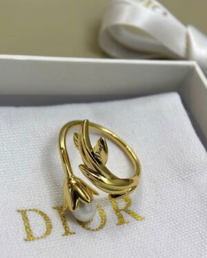 Dior Pearl Rings New Arrivals