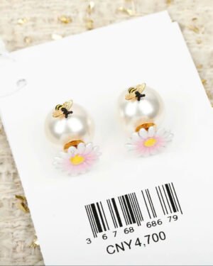 Dior Daisy Leaf Earrings