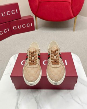 Gucci Unisex Stretch GG Canvas Low-Top Sneakers
