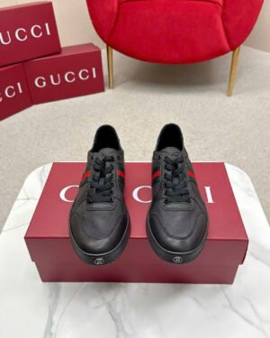Gucci Unisex Stretch GG Canvas Low-Top Sneakers