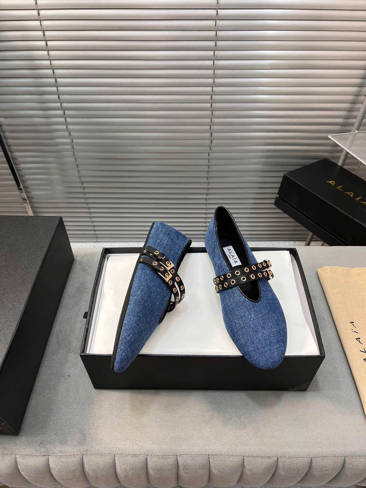 Alaïa Autre Azzedine Print Fur Ballerines Flat Shoes - Image 7