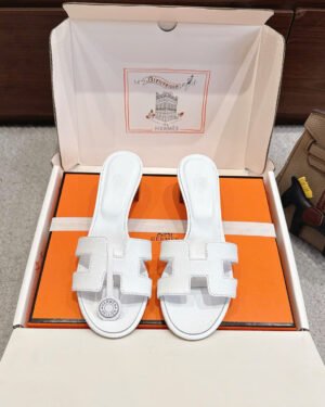 Hermès Oasis Sandal 4cm