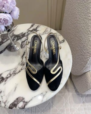 Chanel Cap-Toe Slingback Pumps 7.5cm