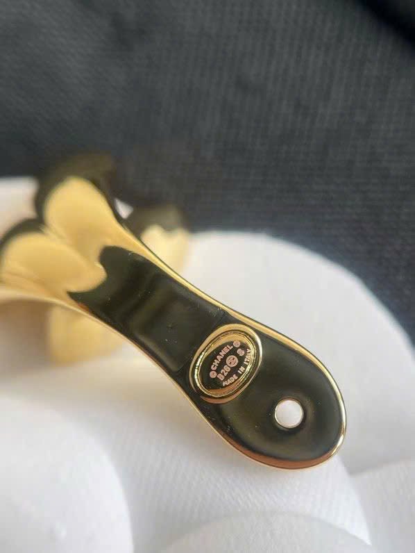 Chanel Iconic CC Elegance Earrings - Image 5