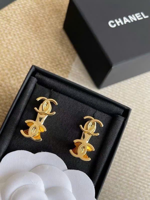 Chanel Iconic CC Elegance Earrings - Image 6