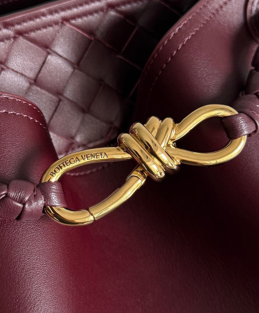 Bottega Veneta Andiamo Bucket 844169 - Image 7