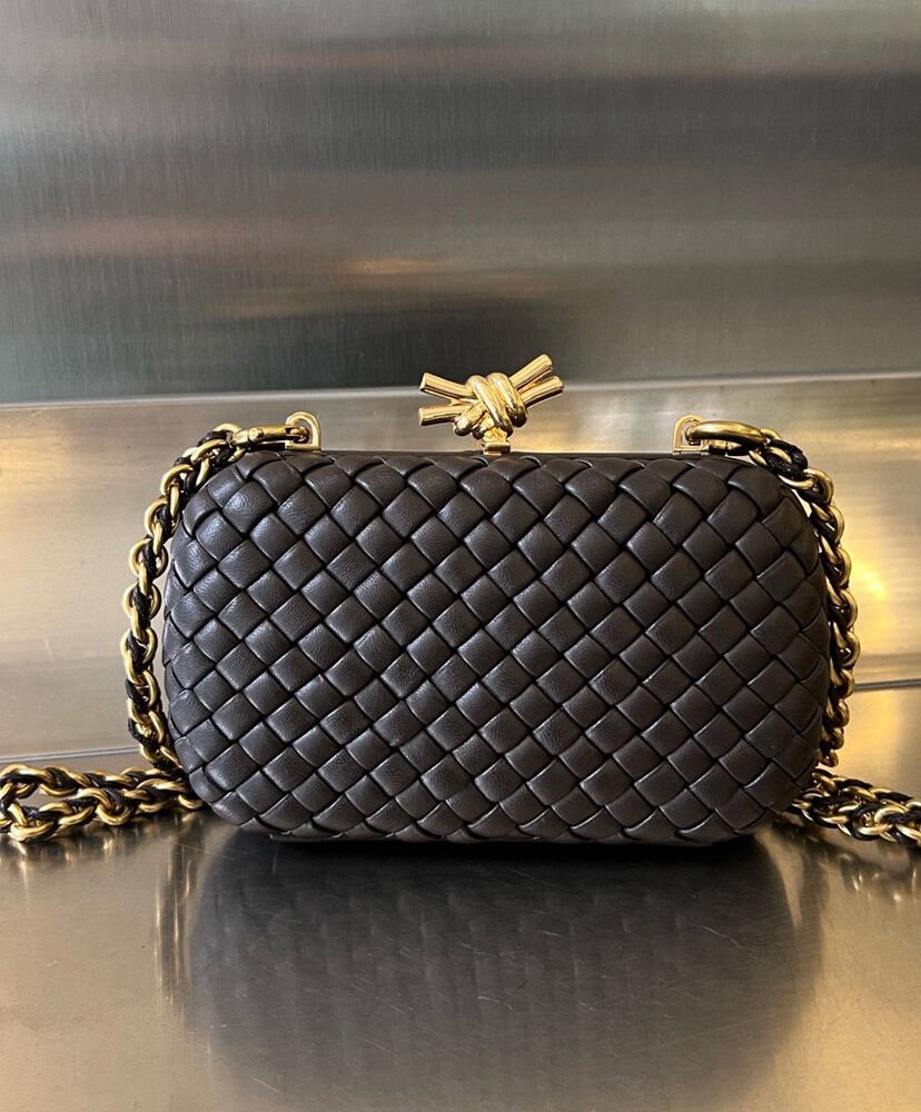 Bottega Veneta Knot With Chain 776662 - Image 2