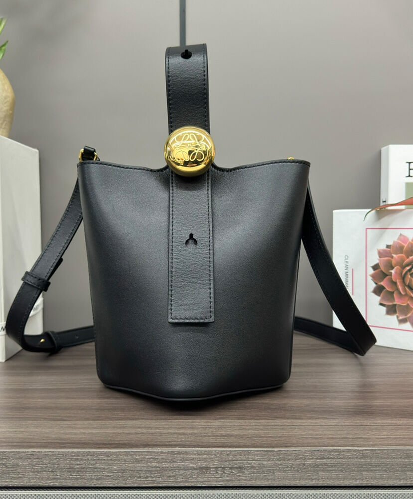 Loewe Mini Pebble Bucket Bag In Mellow Calfskin - Image 2