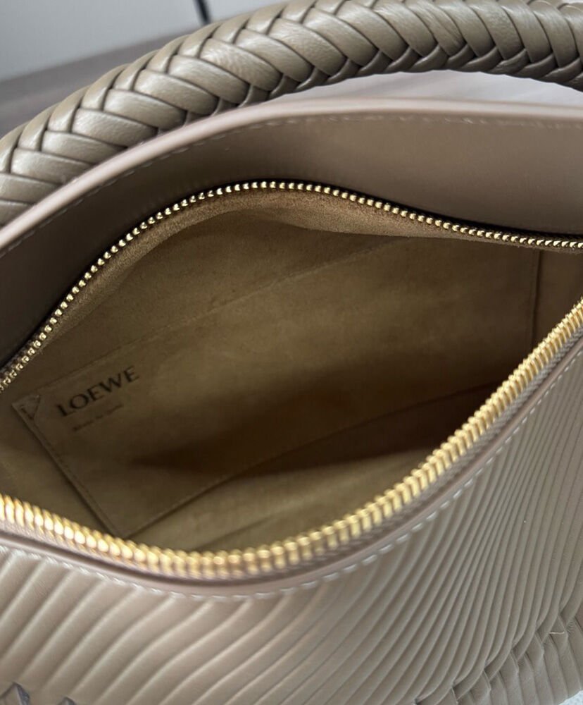 Loewe Small Puzzle Bag In Calfskin - Image 9