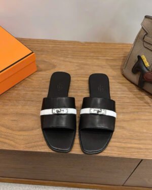 Hermès Giulia Sandals Women's
