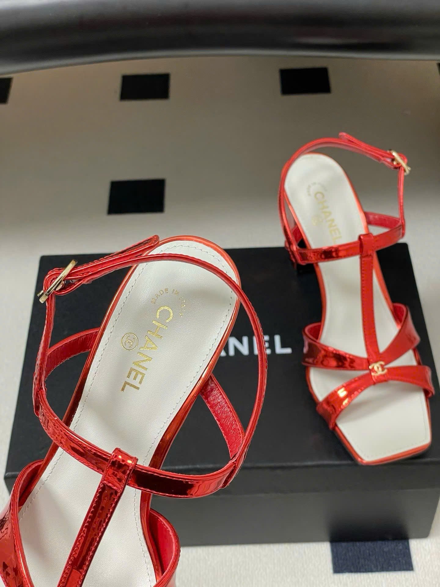 Chanel Laminated Calfskin Block Heel Sandals 9cm - Image 3