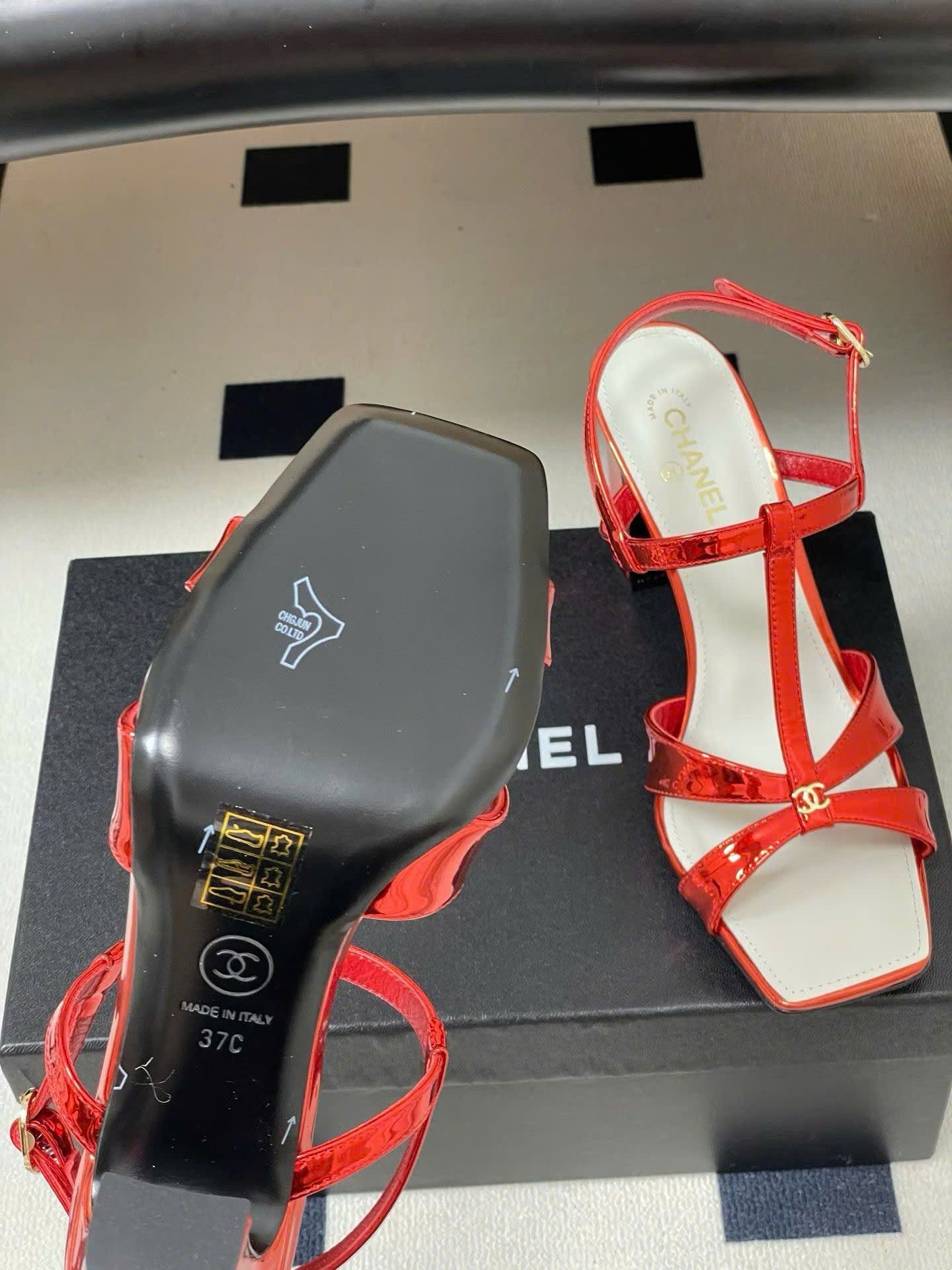 Chanel Laminated Calfskin Block Heel Sandals 9cm - Image 6