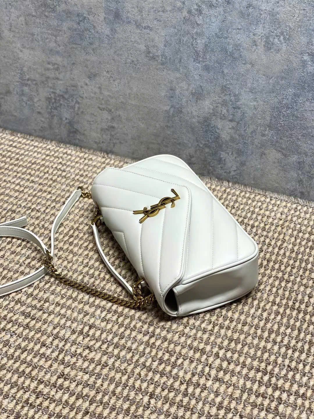 Saint Laurent Loulou Chain Bag - Image 9