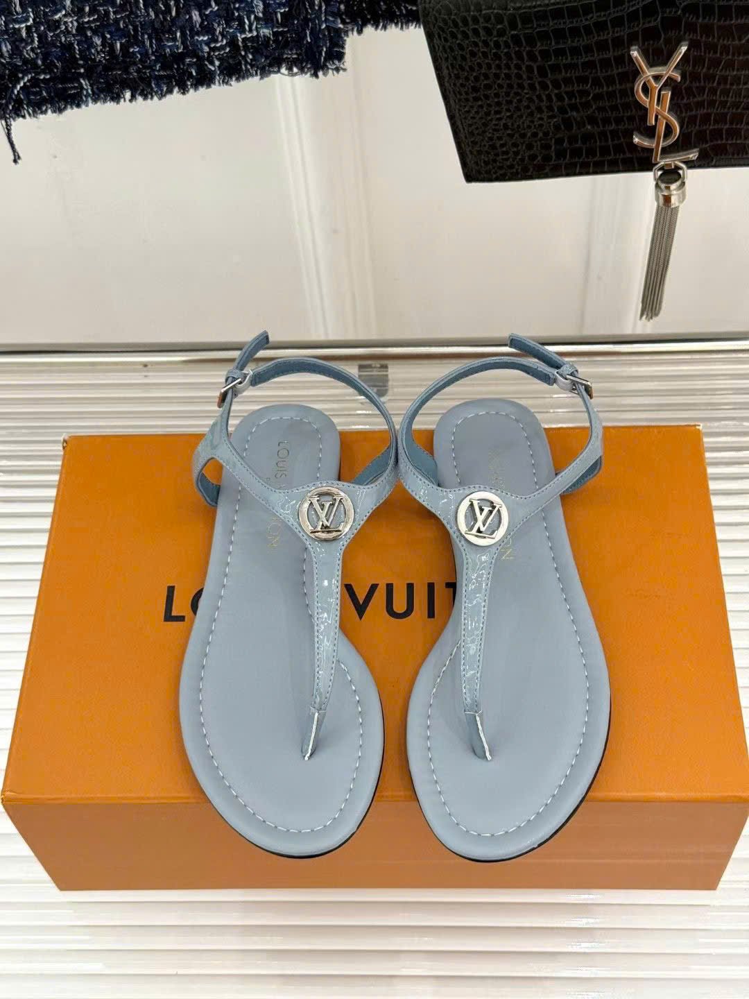 Louis Vuitton Treasure Flat Thong Sandal