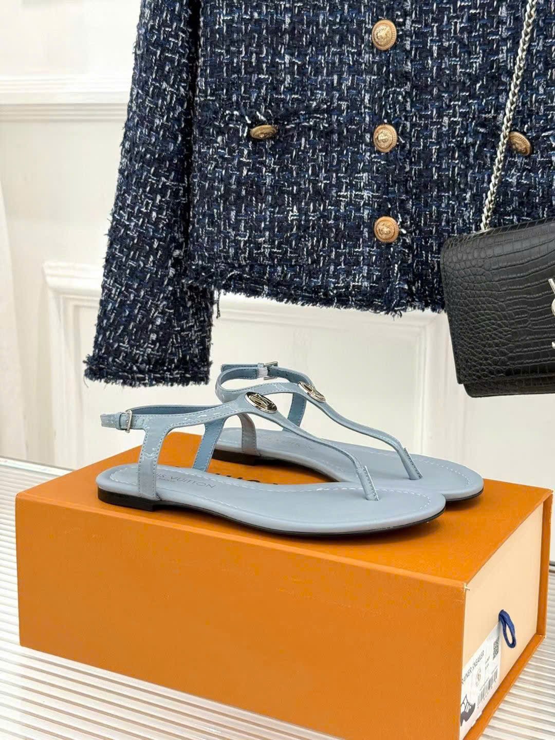 Louis Vuitton Treasure Flat Thong Sandal - Image 9